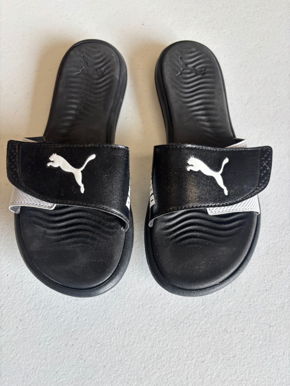 Puma slides women’s